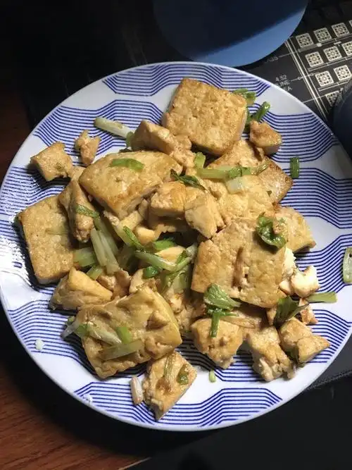 山羊骑士君做的小葱炒豆腐