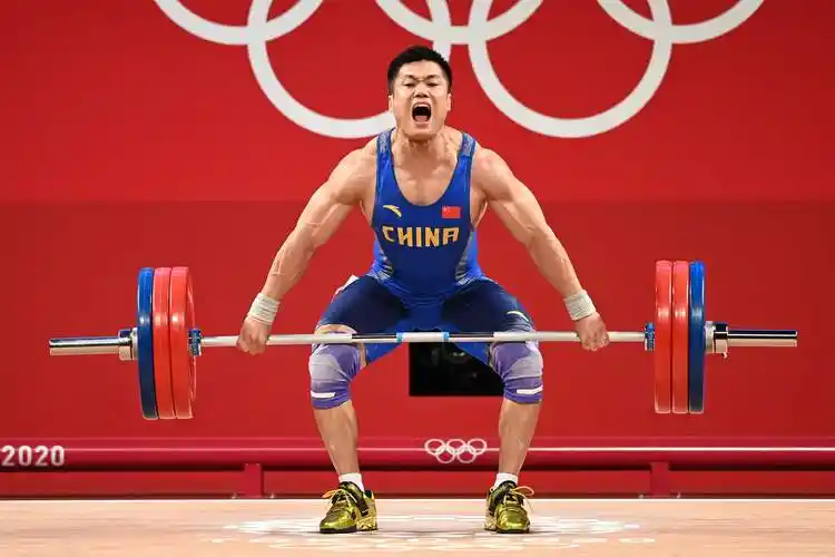 37岁吕小军举重夺金在欧美健身圈他就是顶级流量