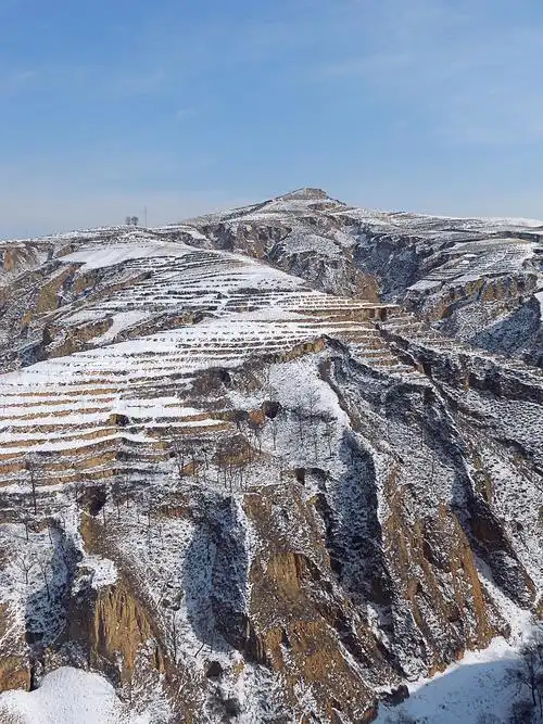 黄土高原的万里雪