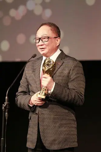 徐小明获颁中美电视节杰出成就大奖