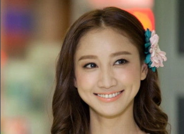 首页 新闻八卦 热点新闻 陈彦妃微博_陈彦妃结婚晒婚纱照老公帅气 林