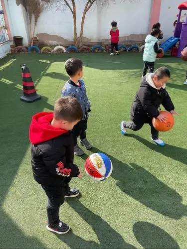 金色童年幼儿园是孩子们的摇篮