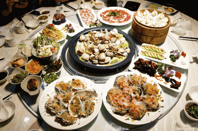 【名泉广场】圣菲尼蒸汽海鲜火锅烤肉自助餐厅 59.