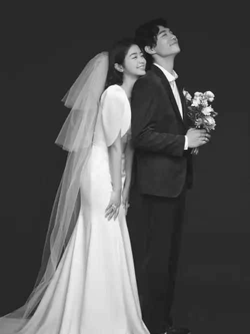 求婚_蕾蕾纯色攻略_新娘_婚纱照_婚纱_求婚仪式_婚嫁_婚礼经验