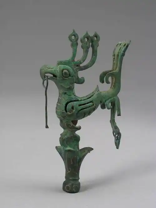 14:20:16三星堆铜树立鸟商周,青铜器,玉璧,饕餮狸画不吃鱼同采自file