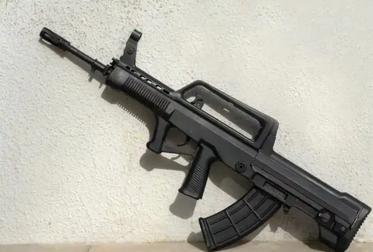 中国新qbz191步枪缠上透明胶带?是做工出问题了吗?|轻武专栏