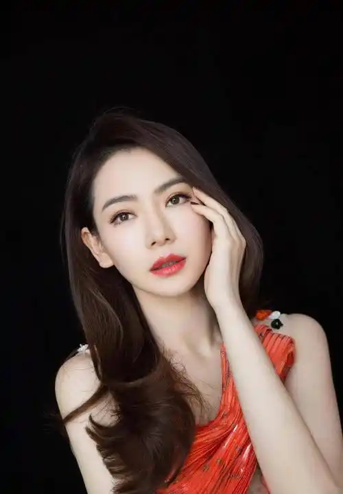 戚薇出镜间真实!声明概不负责请找品牌方,网友:没人管管?_问题_售后服