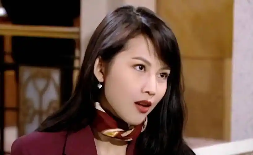 说起蔡少芬大家一定不陌生,年轻时她也称得上是香港影视界的一枝独秀.