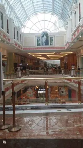 这是上海嘉定金沙江路什么商场