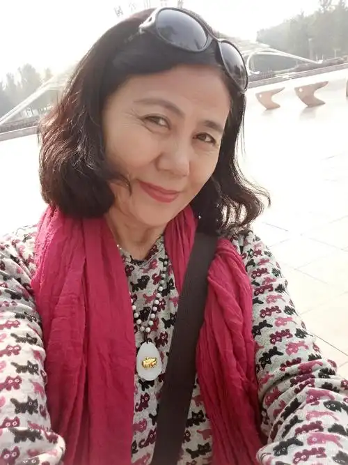 59岁离异女征婚照片(id:95293242)_北京征婚交友_珍爱网