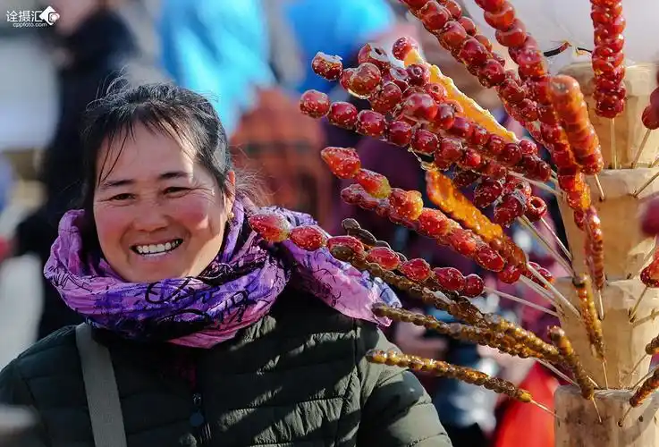 卖糖葫芦的女人