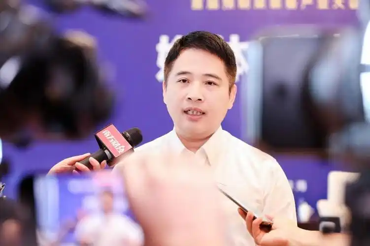 珠海市市长黄志豪珠海要为推动工业化服务预制菜发展作更多贡献