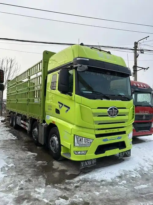 23年3月解放j7,9.6米前四后八高栏