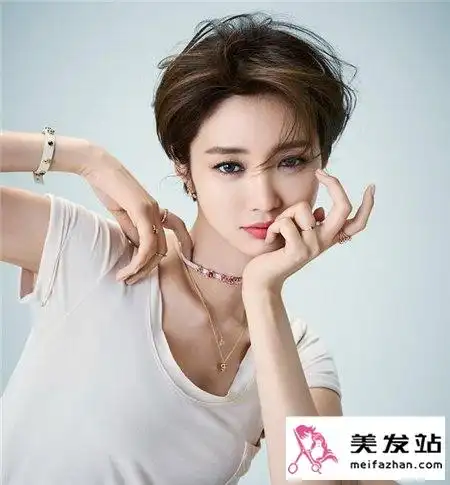 人气女生超短发发型帅气到炸绝美短发