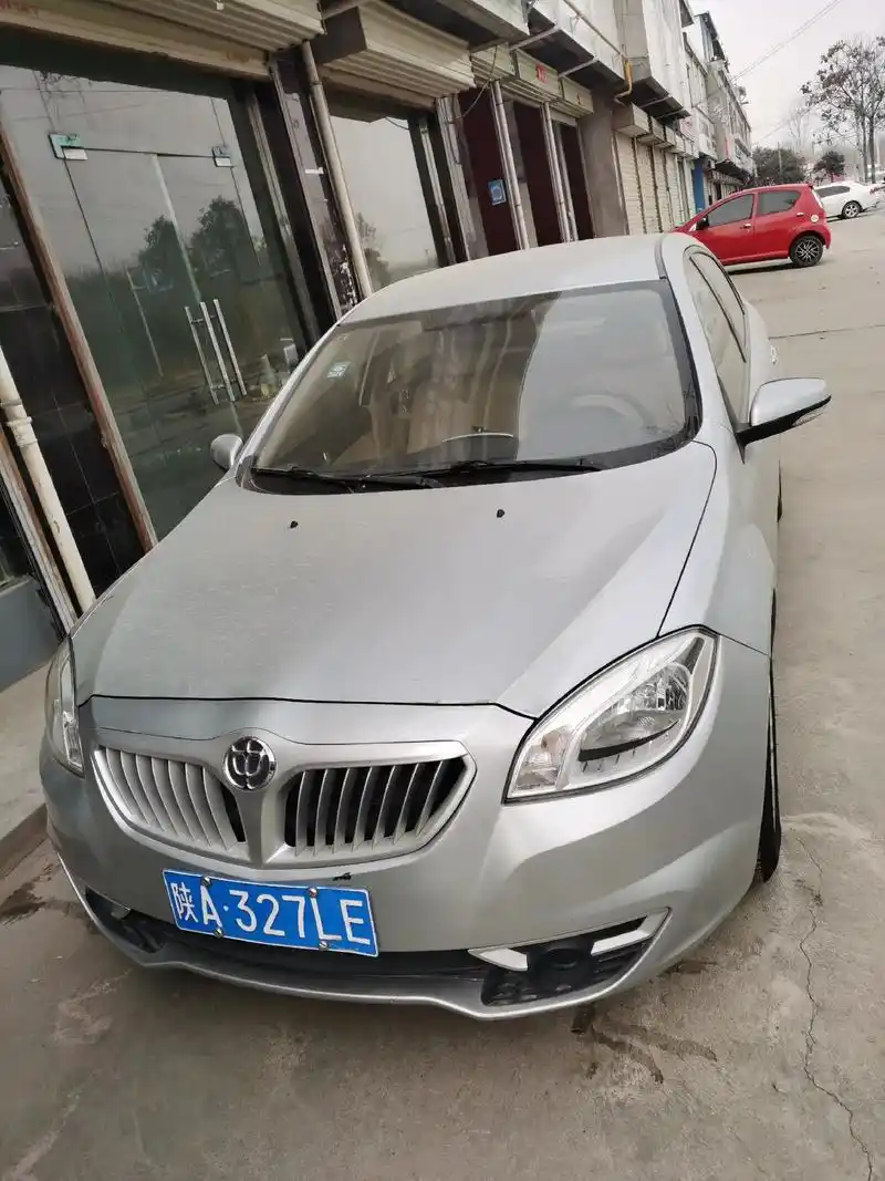 最新到店,2014年手动挡华晨中华h330,极品车况,公里数 - 抖音