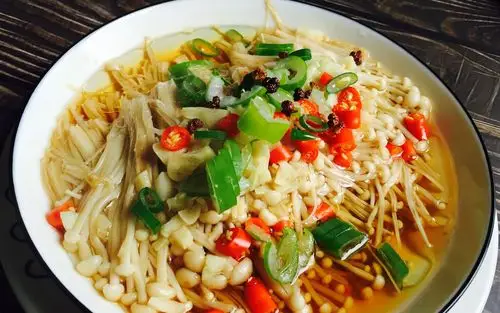 教你制作凉拌金针菇