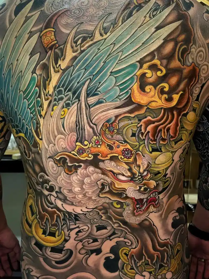 满背重彩貔貅,完成90% #满背 #貔貅纹身 #传统纹身 # - 抖音