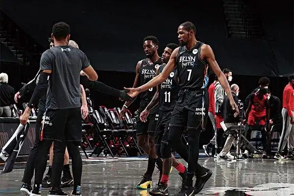 篮网阵容堪称顶级