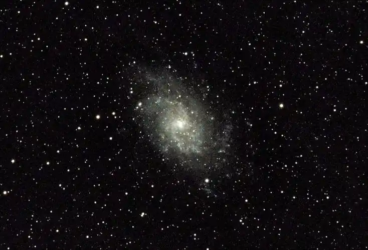 m33(三角座星系)