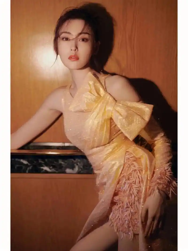 性感美丽张天爱!