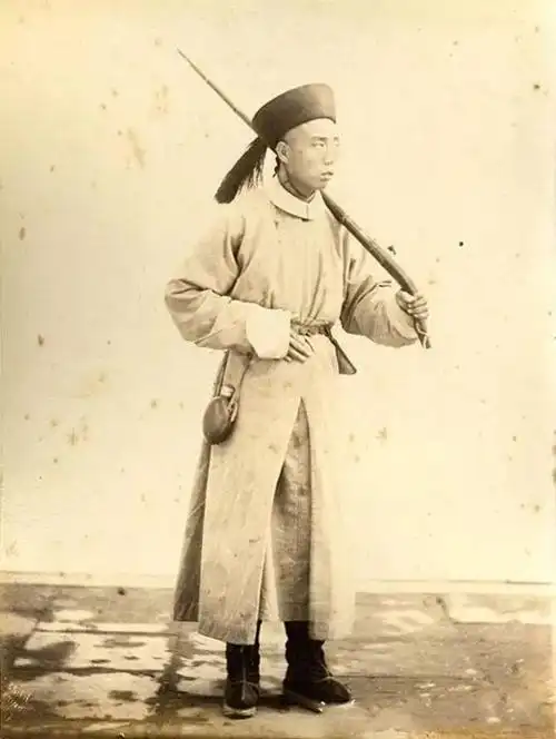 老照片再现甲午战争前清军真实样貌:看完就明白战败不仅因为武器