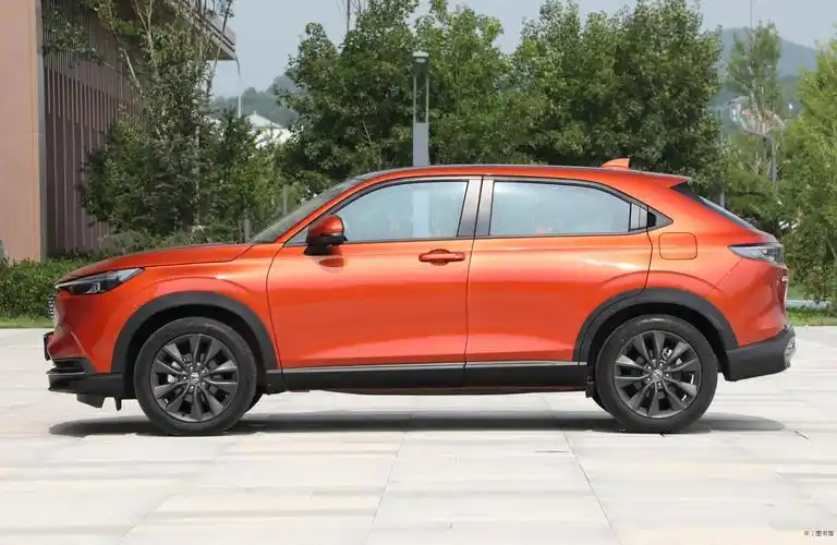 种草两款小型suv安全配置丰富 小型suv车型推荐几款适合女性的