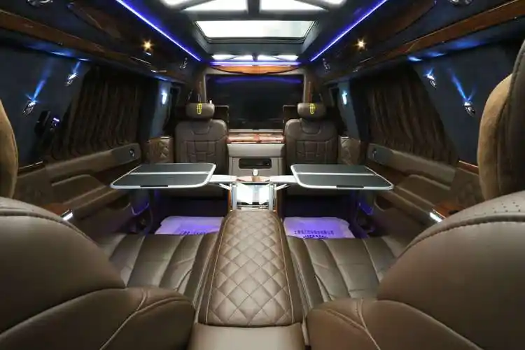 林肯领袖一号3.5t加长豪华内饰升级【汽车时代网】