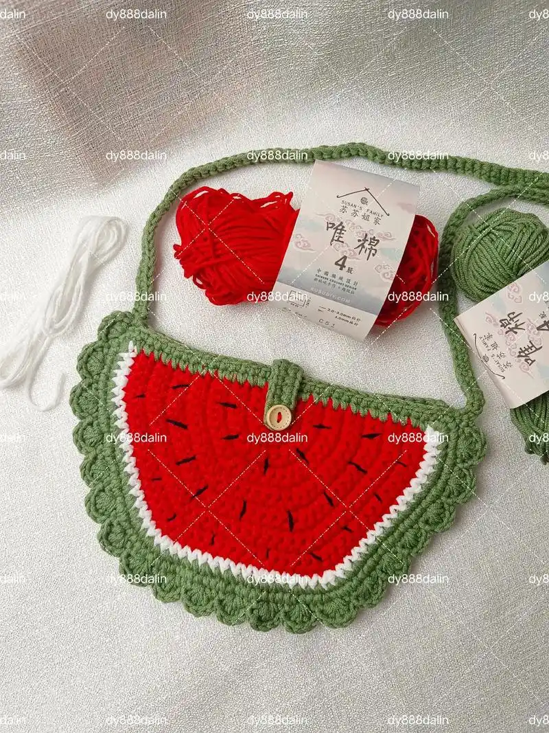 钩针西瓜包包附图解.钩了一个不像西瓜的西瓜包 感谢@99李别 - 抖音