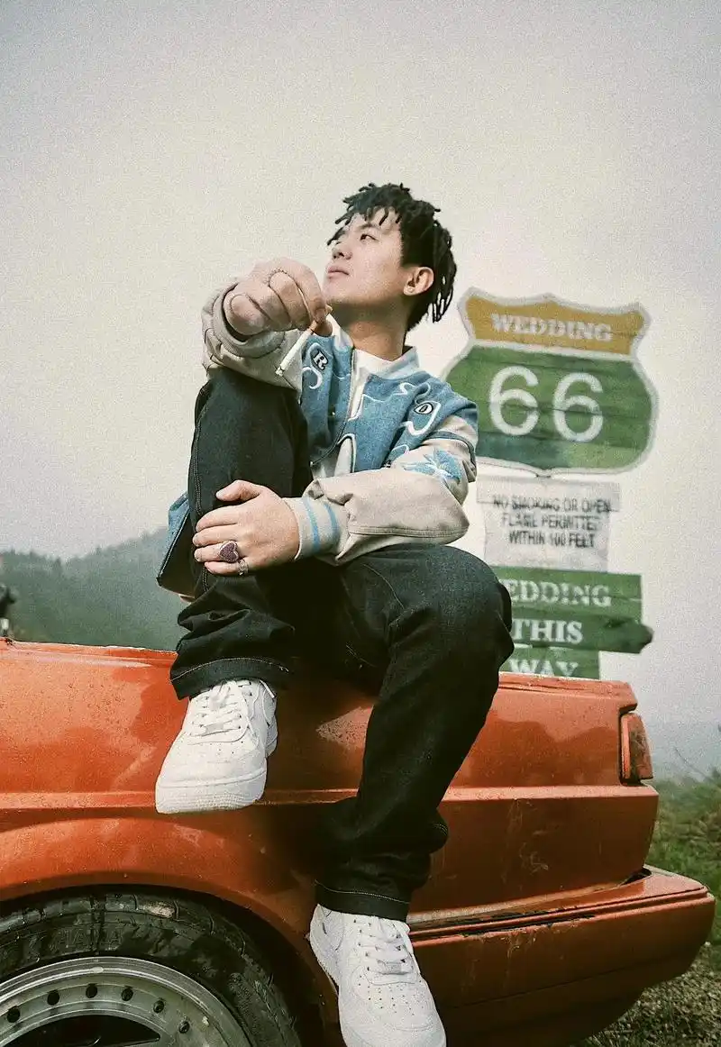 女同学肚子耍成曲面#连麻swimming #自立巷#艾志恒a - 抖音