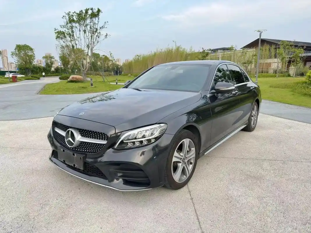 精品二手车.新到,奔驰c260l运动 2019年9月 排量1 - 抖音