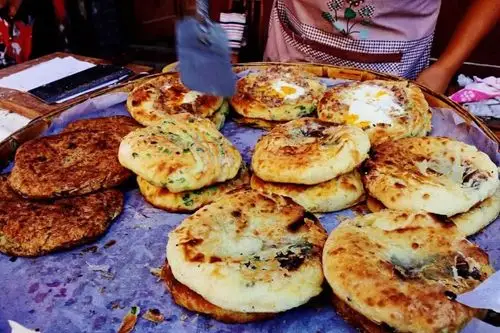 大理特色美食喜洲粑粑到过的游客必尝试到底好不好吃