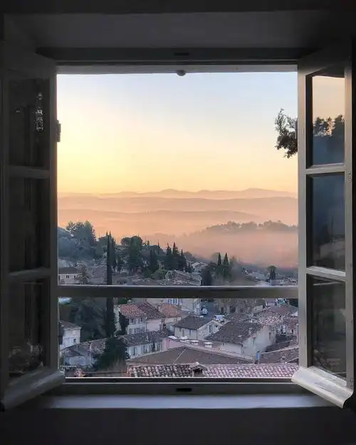 窗外唯美迷人景色摄影