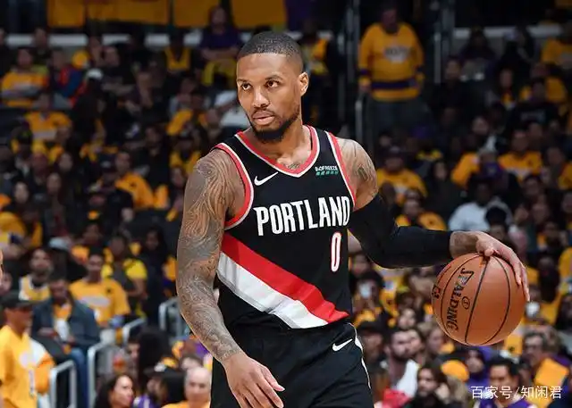 两战99分,过去6场场均48.9分,利拉德开启全明星赛前暴走模式