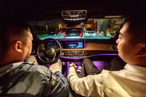 梅赛德斯-奔驰s级轿车夜间试驾品鉴会圆满完成