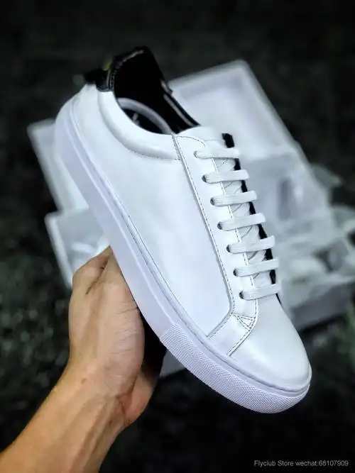 纪梵希的搜索结果