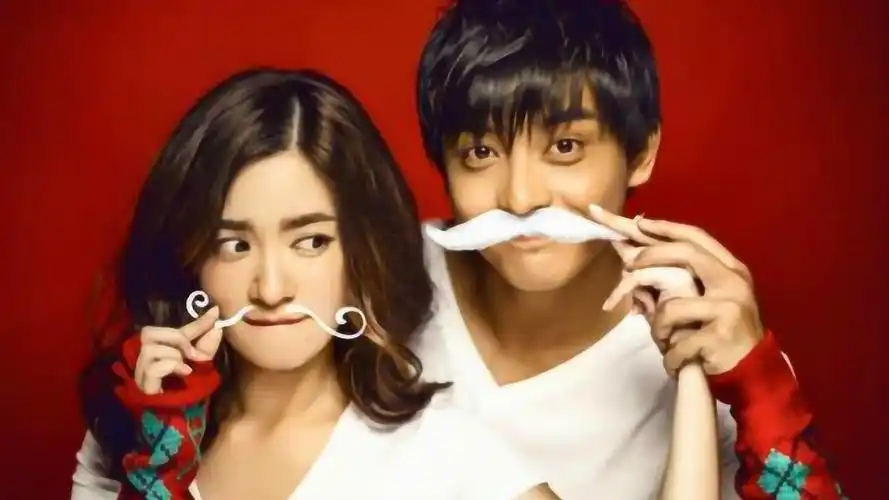 李佳航当年怎么追到的李晟一个短信搞定李晟回答想不到