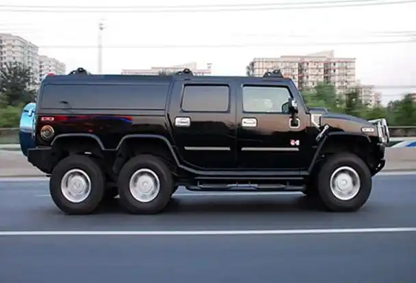 悍马汽车这款最霸气,被称为陆地上的怪物,一直被模仿从未被超越