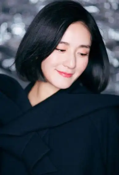 主持人短发发型图片 知性又女人_主持人头发造型短发 - 乐享生活