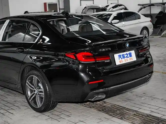 华晨宝马 宝马5系 2022款 530li xdrive 豪华套装