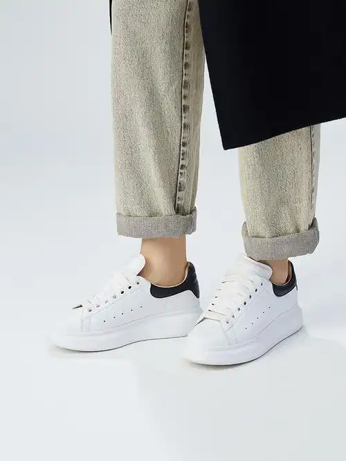 哥弟女鞋2022早春新款牛皮韩版厚底小白鞋女百搭休闲鞋板鞋910202白深