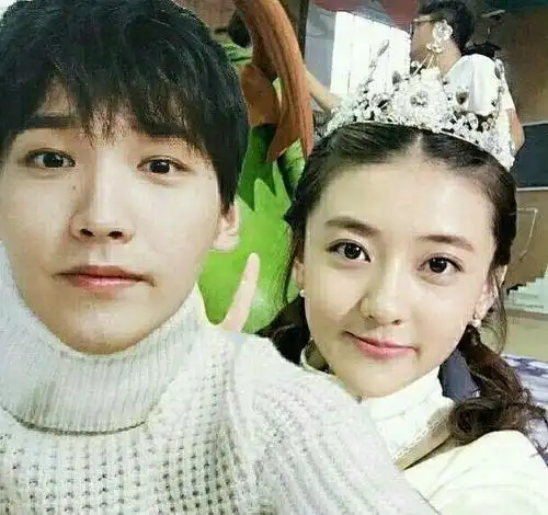 邢昭林的女朋友是梁洁吗 两人拍戏真吻婚纱照是不是真的