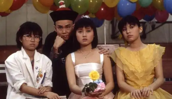 剧照(3)《开心鬼放暑假》是系列中的第二部,那时的开心少女组,真是