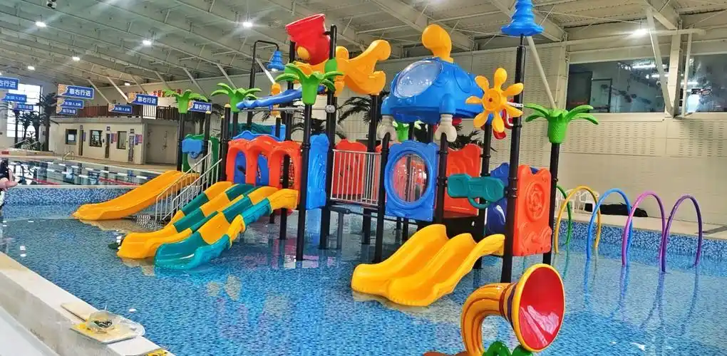 游泳池水上滑梯儿童水上乐园游乐设备户外水寨水屋幼儿园滑梯直销