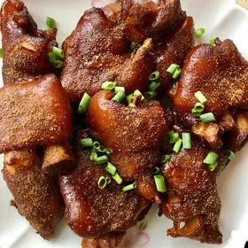 香酥烤猪蹄