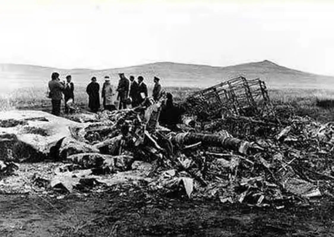 1971年9月,蒙古国温都尔汗,坠机现场,一张罕见的镜头