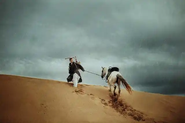 抖音爆红佛系和尚禁欲系模样令人癫狂网友一眼误终生