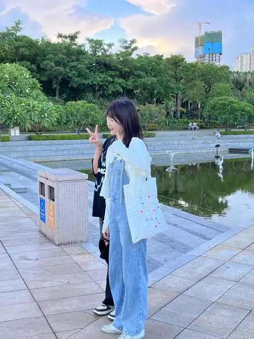 所以和朋友惊呼我们好幸运哦今天～没想到后面更幸运的是偶遇了吴一斤