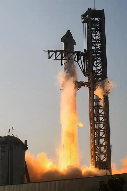 "星舟"火箭发射严重损坏发射台