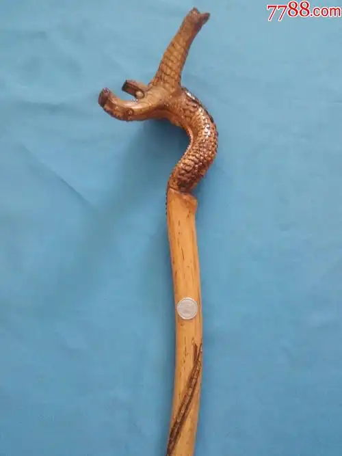 大自然的杰作纯手工雕刻艺术品龙凤呈瑞枣木寿仗吉祥文明棍拐杖