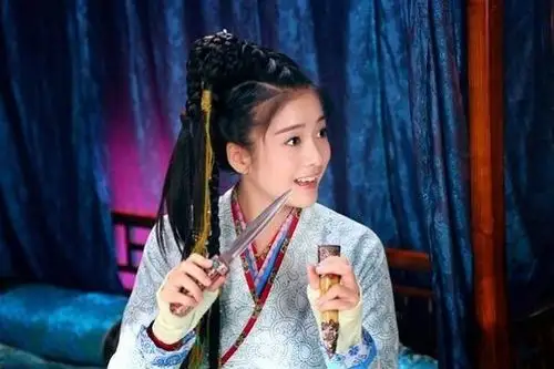 《新神雕侠侣》文淇饰演郭襄,海报曝光后引争议,历任演员当中谁演的